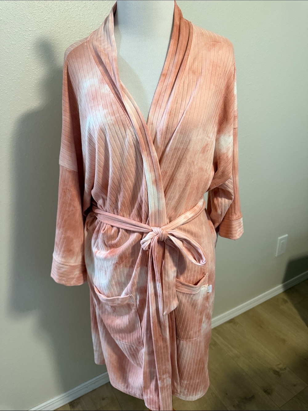 Women’s Ribbed Tie-Dye Wrap Robe - Soft Pink